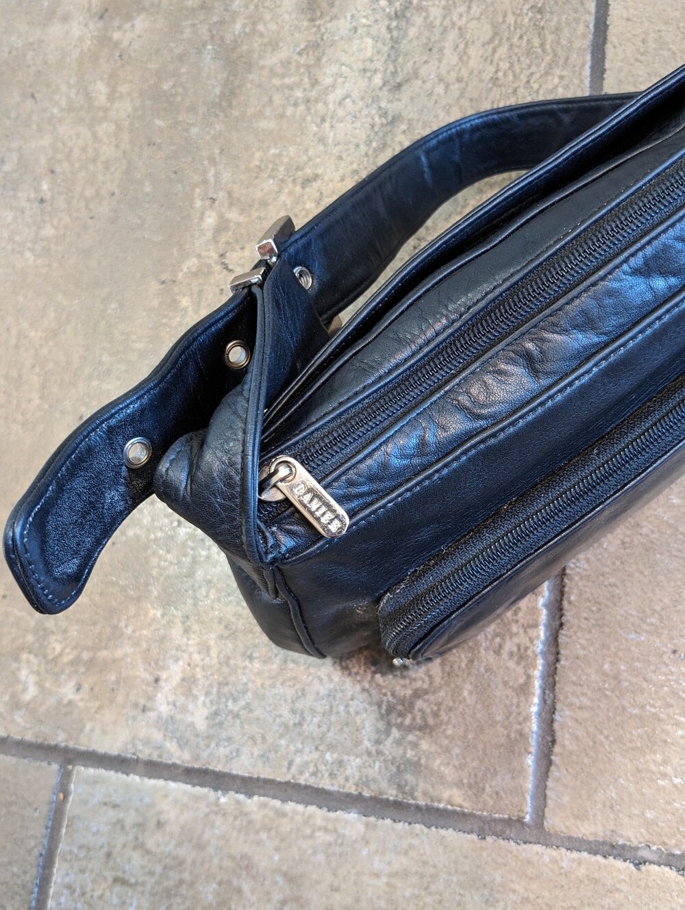 Danier Vintage Leather Y2K Mini Butter Soft Chic Shoulder Bag Black ๐ค - Picture 11 of 17